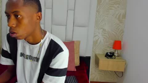karllhil online show from February 24, 11:21 am