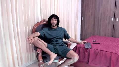 Snapshot of karlmarley1 chatting on March 11, 6:52 am Karl online show from March 11, 6:52 am