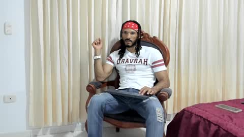 Snapshot of karlmarley1 chatting on December 7, 4:15 am Karl online show from December 7, 4:15 am