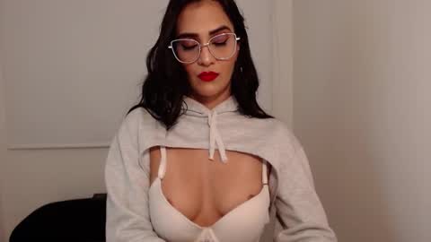 Snapshot of karlota_hank chatting on January 25, 12:38 am Karlis online show from January 25, 12:38 am