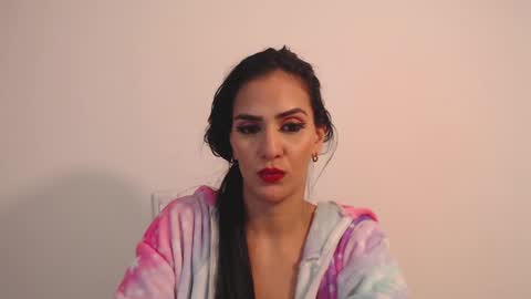 Snapshot of karlota_hank chatting on December 23, 11:57 am Karlis online show from December 23, 11:57 am