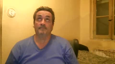 Snapshot of karlpal chatting on December 6, 1:13 am karlpal online show from December 6, 1:13 am