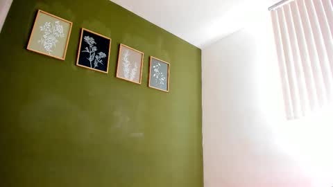 Karlye online show from March 26, 3:50 pm