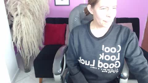 KARLYE online show from September 20, 2:58 am