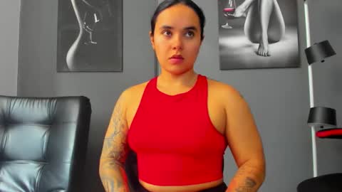   online show from November 24, 5:55 pm