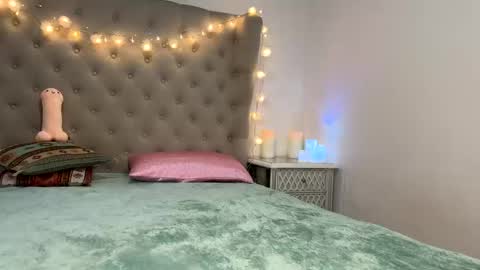 KarmaRosexx online show from December 7, 11:01 am