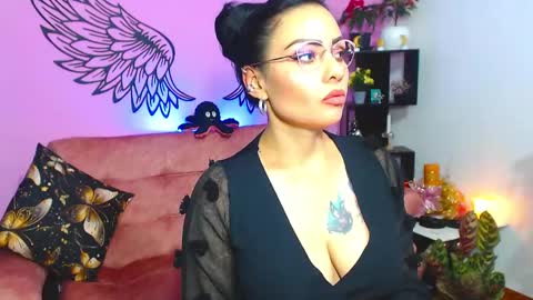 Karol Kenedy online show from January 25, 6:12 am