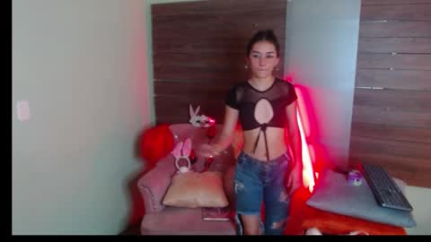 karol_yesenia online show from September 22, 1:37 pm