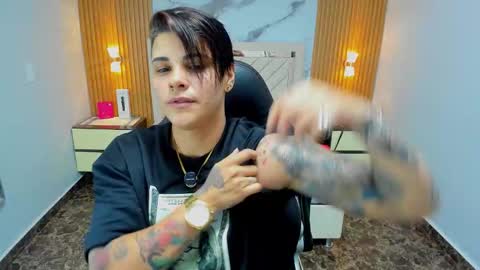 Karol and Luna online show from February 18, 7:57 pm