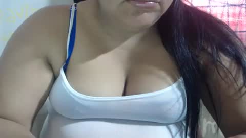 karolbb online show from December 28, 12:24 pm
