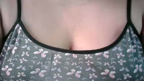 karolbb online show from February 20, 12:04 pm