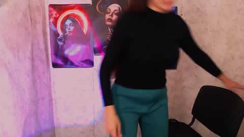 Karolina online show from October 3, 6:54 am