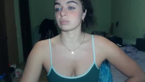 Mila online show from January 17, 3:32 pm