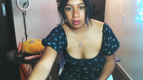 karolinecute online show from February 28, 1:05 am