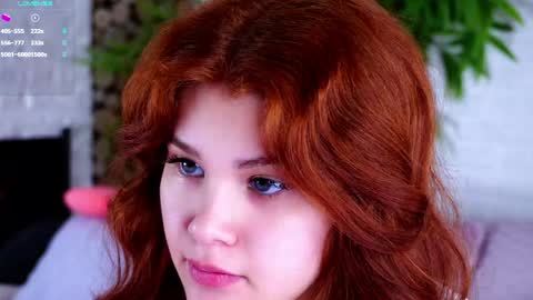 lina online show from April 6, 12:39 pm