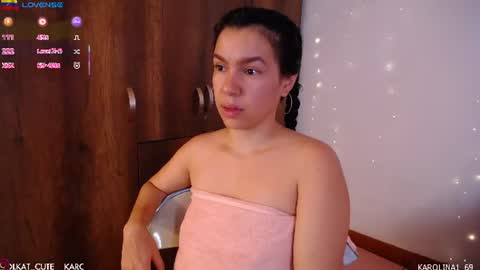 Karolina 3 online show from June 26, 3:39 pm