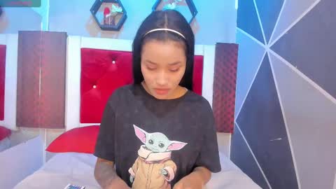 Snapshot of karoll014 chatting on September 15, 11:12 am Karol online show from September 15, 11:12 am