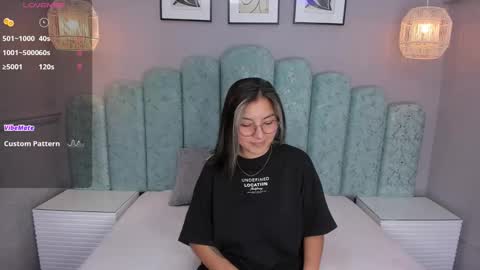 Karol Santos online show from February 19, 3:17 am