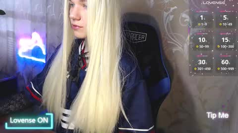 Caroline Fox online show from March 22, 9:13 am