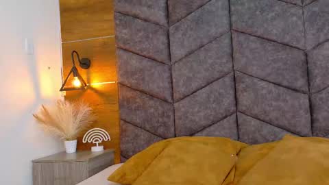 Snapshot of kasandradark_ chatting on September 9, 2:44 am KASANDRA online show from September 9, 2:44 am