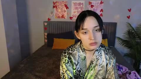 Kasey online show from May 3, 1:44 am