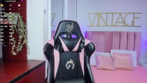 kaseythompson online show from October 23, 12:17 pm