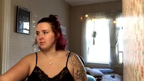 Snapshot of kassandraqueen69 chatting on October 16, 1:44 pm Kass online show from October 16, 1:44 pm