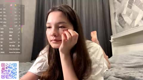 Kira online show from November 12, 8:16 am