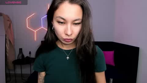 Snapshot of kat__cat chatting on September 21, 8:18 am kat__cat online show from September 21, 8:18 am