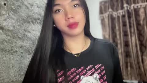 Snapshot of kat_hollandx chatting on January 28, 3:04 pm Majesty online show from January 28, 3:04 pm