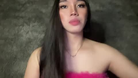 Snapshot of kat_hollandx chatting on January 6, 12:13 pm Majesty online show from January 6, 12:13 pm
