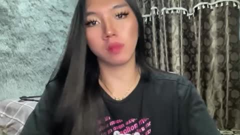 Snapshot of kat_hollandx chatting on February 20, 6:57 pm Majesty online show from February 20, 6:57 pm