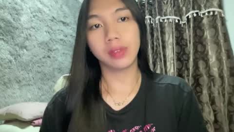 Snapshot of kat_hollandx chatting on February 14, 7:12 pm Majesty online show from February 14, 7:12 pm