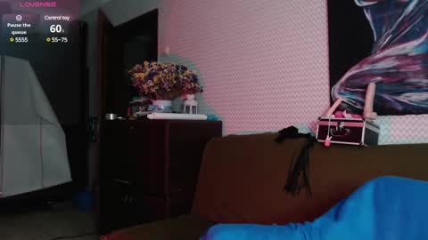 kat_kitty_ online show from February 7, 8:20 pm
