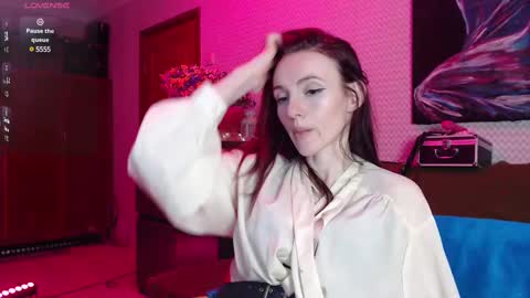 kat_kitty_ online show from January 18, 5:59 pm