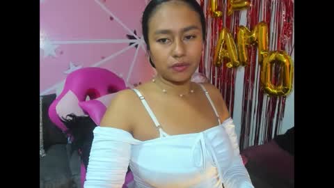 Snapshot of kataleya_amaya chatting on February 16, 9:37 am kataleya_amaya online show from February 16, 9:37 am