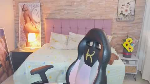 katalinahell online show from January 11, 12:44 pm