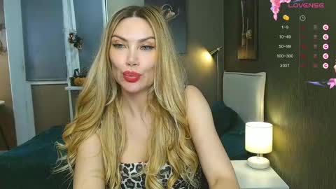 Therapist online show from April 19, 6:10 pm