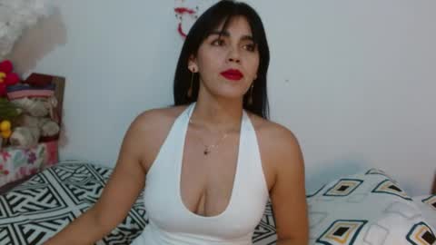 kateangelly online show from May 7, 3:02 am