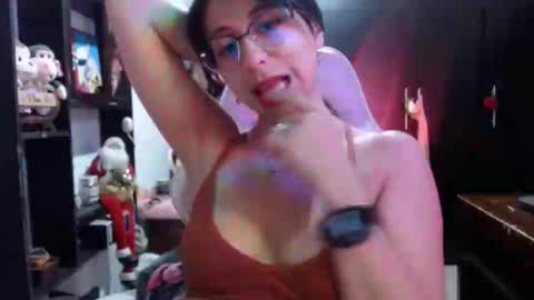 Kateeen18 online show from April 24, 4:47 am
