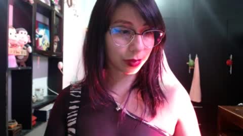 Kateeen18 online show from July 7, 4:25 am