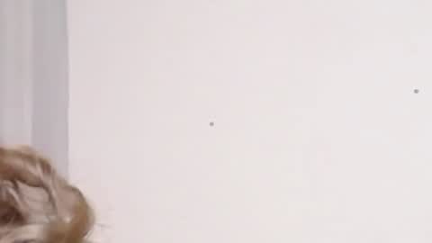 Snapshot of katejolie chatting on December 3, 4:53 am Help me with rate thanks online show from December 3, 4:53 am