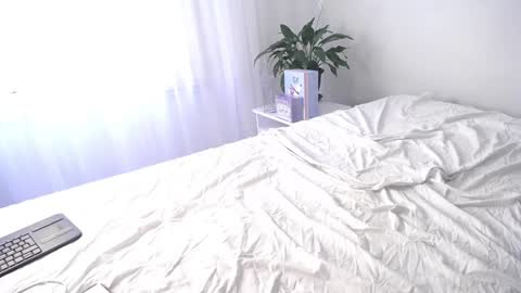 Snapshot of katejolie chatting on December 18, 5:52 pm Help me with rate thanks online show from December 18, 5:52 pm
