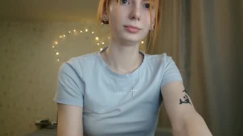 Snapshot of katekalen chatting on January 22, 4:12 pm Kate Bunny online show from January 22, 4:12 pm