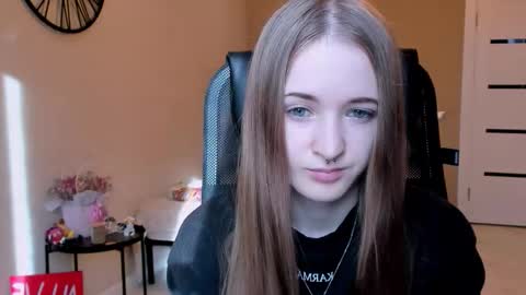 katekayer online show from November 4, 10:49 am