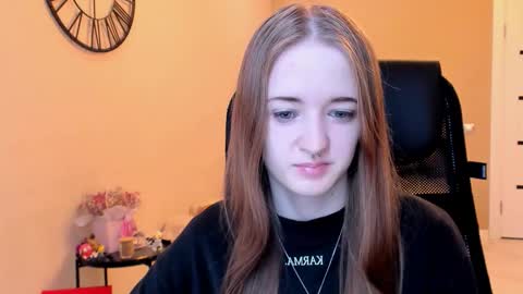 katekayer online show from November 5, 10:50 am