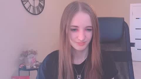 katekayer online show from October 1, 8:46 am