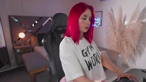  Kate Owens  online show from November 12, 12:07 pm