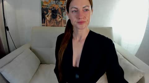 Snapshot of katerina_ray chatting on September 17, 8:29 am Katerina GTM2 Mo Tu Th Fr Sa Su 3am-10am online show from September 17, 8:29 am