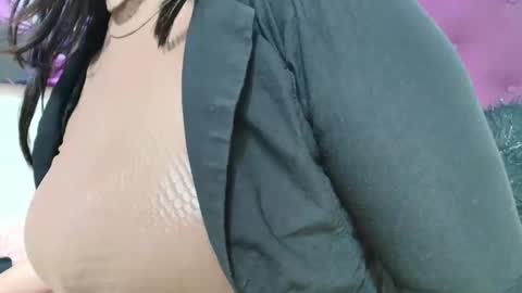 katherine_blair online show from April 3, 12:23 pm